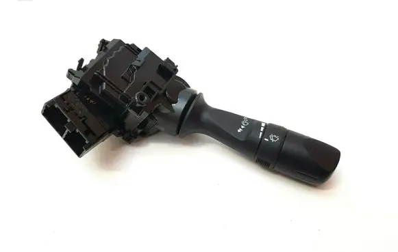 Toyota Hilux (AN120, AN130) Wiper control stalk 8465206260 0626017F816