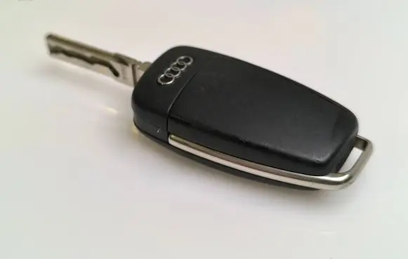 Ignition key/card