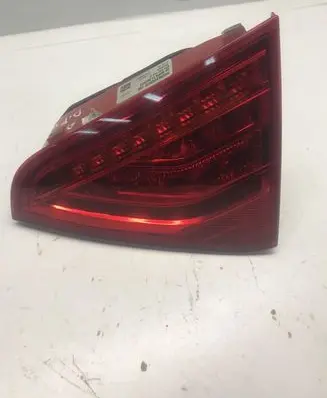 Audi A5 8T 8F Tailgate rear/tail lights 8T0945094D