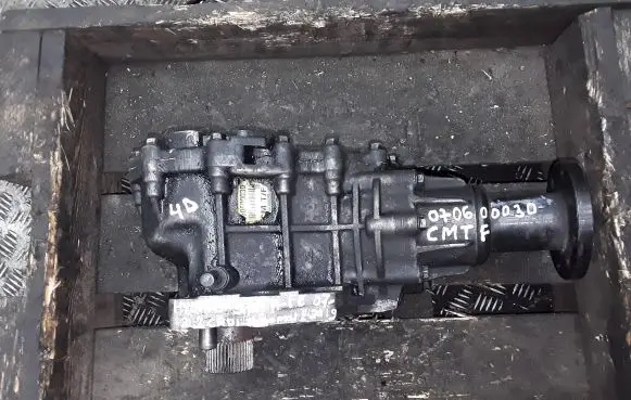 Hyundai Santa Fe Gearbox transfer box case 070600030 CMTF