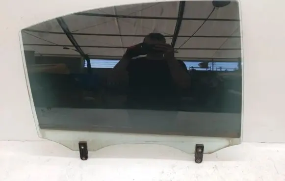 KIA Magentis Rear door window glass