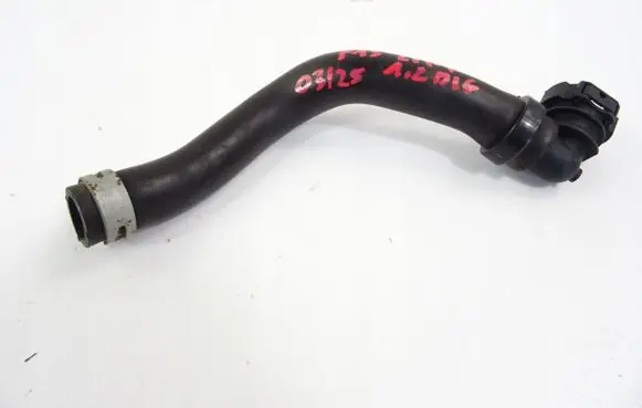 Nissan Juke I F15 Engine coolant pipe/hose