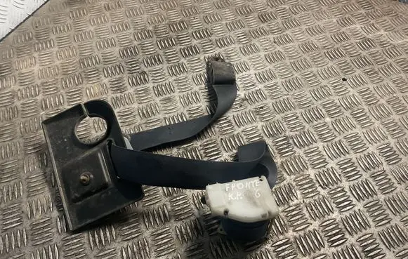 Opel Frontera A Rear seatbelt