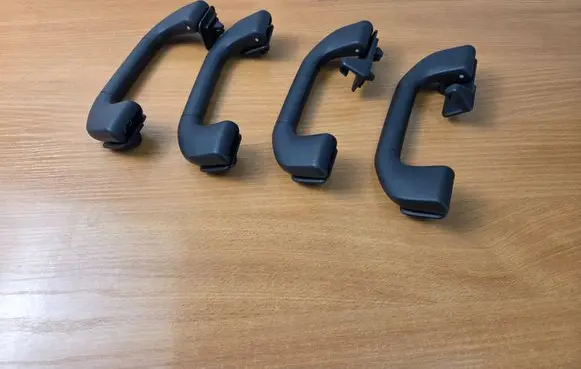 Mercedes-Benz E AMG W212 A set of handles for the ceiling A204100051