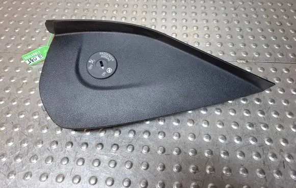 BMW 5 G30 G31 G38 Dashboard side end trim S18031035 9329555