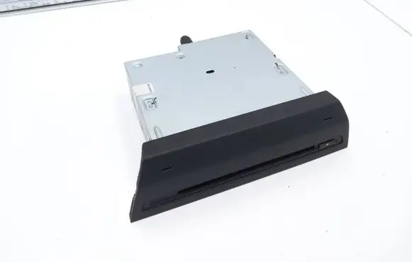 Mazda 3 II Radio/CD/DVD/GPS head unit 904533420346 CG0214270183706