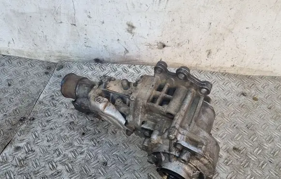 Peugeot 4007 Gearbox transfer box case 0676023