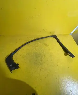 Honda Accord Front door trim (molding) 72982tlo