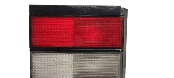 Volkswagen PASSAT B3 Tailgate rear/tail lights 333945108