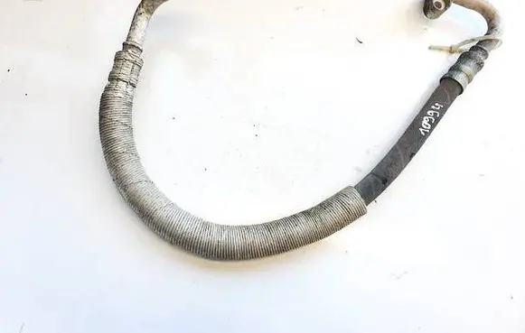 Volkswagen Jetta V Air conditioning (A/C) pipe/hose 