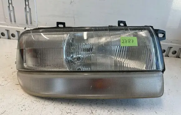 Renault Mascott Headlight/headlamp 7700352104 00075847 382009999