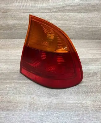 BMW 3 E46 Rear/tail lights 6905628