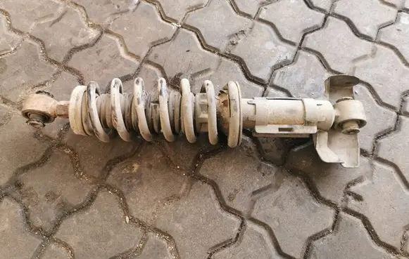 Peugeot 508 RXH Rear shock absorber with coil spring 