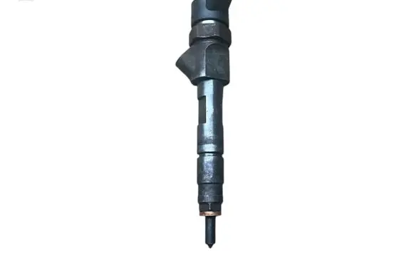Volvo S40 Fuel injector 0445110146 8200238528
