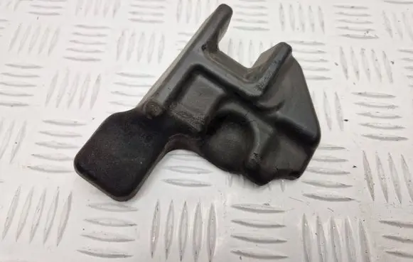 Peugeot 208 II Wiper trim 9824773080