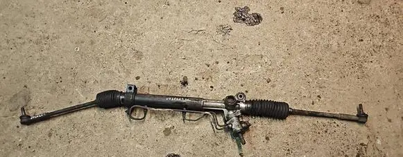 Chrysler Voyager Steering rack