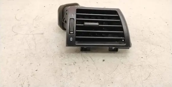 BMW 3 E46 Dashboard side air vent grill/cover trim 64228361898 369801