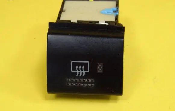 Toyota Avensis T250 Windscreen/window heater switch 156960