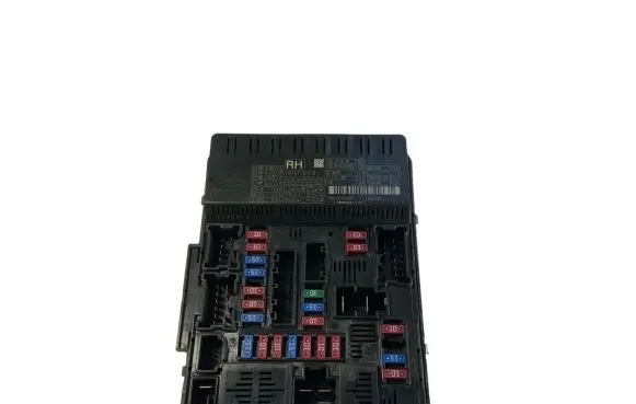 Nissan Murano Z52 Fuse module 284B73TS1B 5484000W0Y 150108