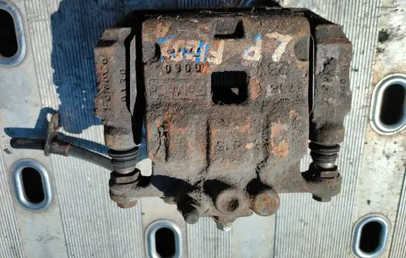 Ford Fiesta Front brake caliper