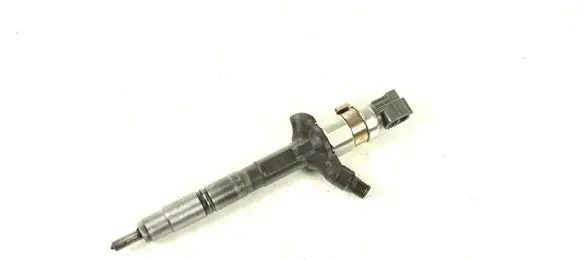 Toyota RAV 4 (XA20) Fuel injector 2367027030