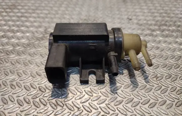 Volkswagen II LT Turbo solenoid valve 1K0906627A