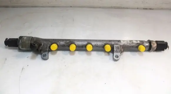 Fuel main line pipe
