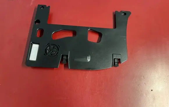 Dashboard lower bottom trim panel