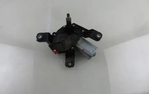 Volkswagen Polo IV 9N3 Rear window wiper motor 0390201596 6Q6955711A