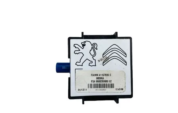 Peugeot 508 II Aerial antenna amplifier 9666359980