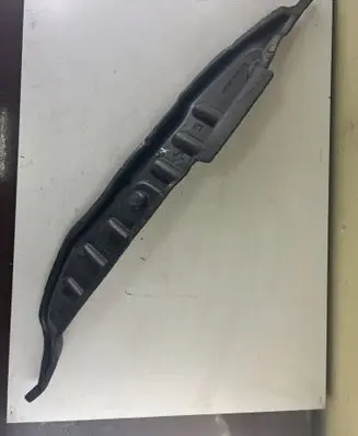 Jeep Grand Cherokee Fender foam support/seal 68046265A