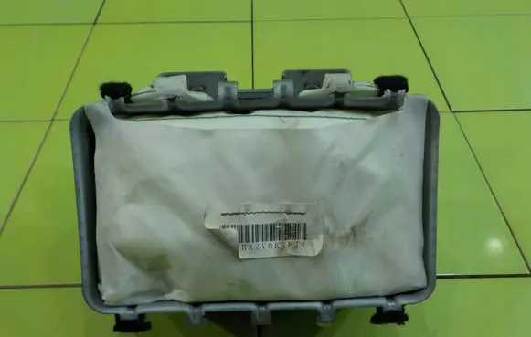 Peugeot 4007 Passenger airbag 7030A026