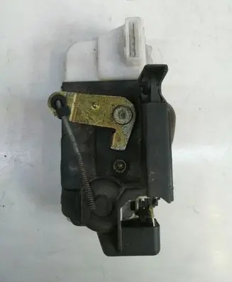 Peugeot 607 Rear door lock
