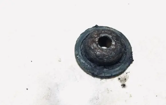 Audi 80 90 B3 Radiator mount bracket