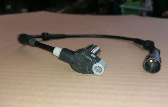 Honda Accord ABS wheel speed sensor 6PU010039-981