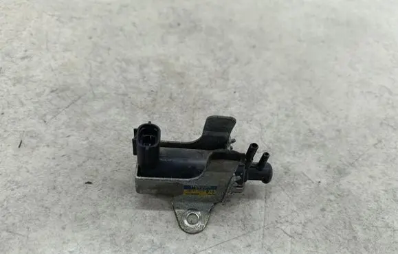 Mazda 5 Valve vacuum 1397000700