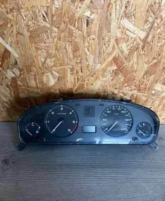 Peugeot 406 Speedometer (instrument cluster) 87001369 87001370