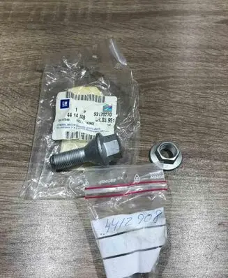 Opel Insignia A Nuts/bolts 93170270 4414148 44129082X