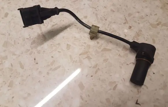 Jeep Cherokee Crankshaft position sensor 0281002