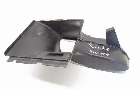 Porsche Cayenne (9PA) Intercooler air channel guide 