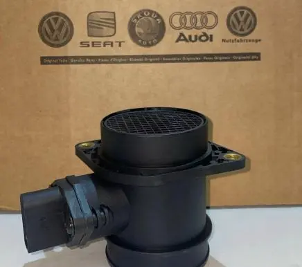 Audi A4 S4 B6 8E 8H Mass air flow meter 06A906461L 06A906461LV 0280218063
