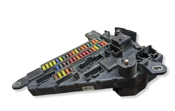 BMW 5 E60 E61 Fuse box set 913883001 690661901