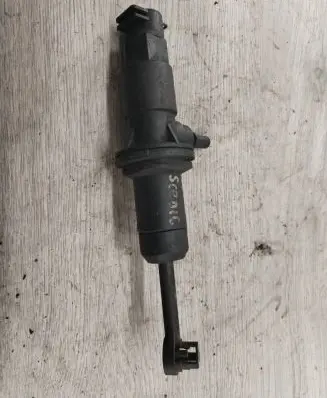 Renault Scenic I Clutch master cylinder