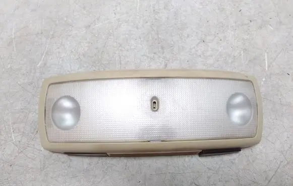Volvo V70 Rear seat light 39895807