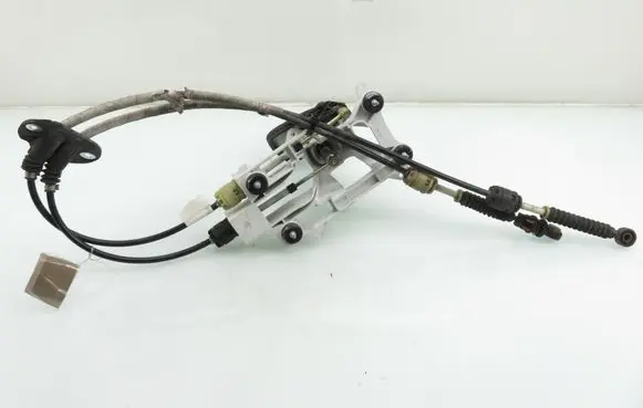 Volvo V50 Gear shifter/selector 30735291