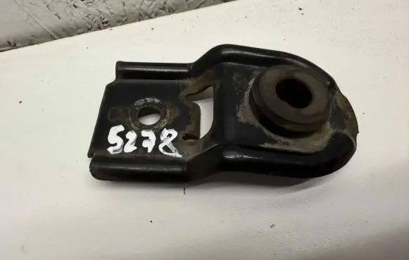Subaru Outback Radiator mount bracket