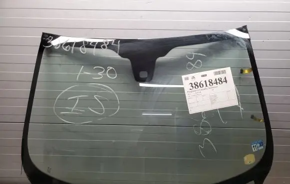 Jaguar XF Front windscreen/windshield window 