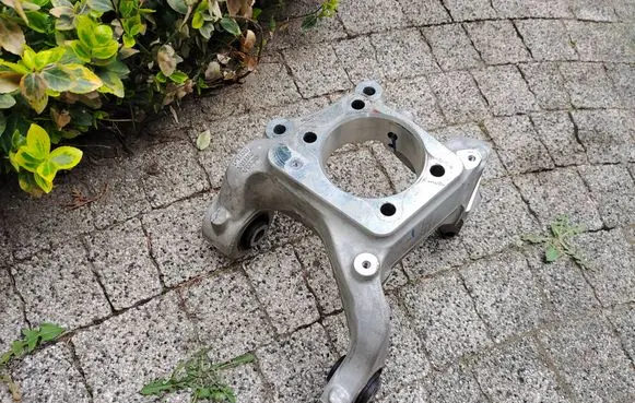 Ford Edge II Rear wheel hub spindle/knuckle E1GC5B758AE