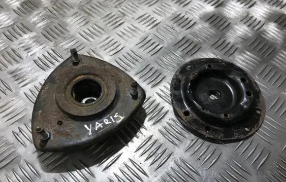 Toyota Yaris Coil spring mount 