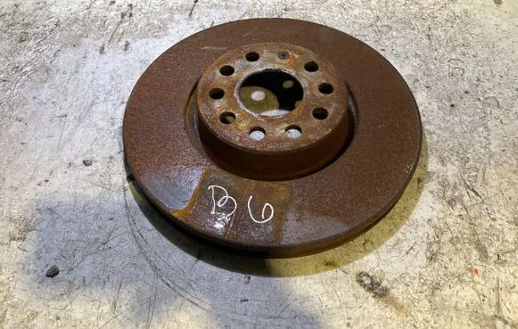 Volkswagen PASSAT B6 Front brake disc